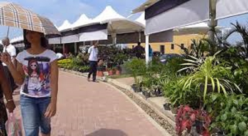 ‘சுகாதார சுற்றுலா’ மூலம் வருமானம் ஈட்ட இலங்கை திட்டமிட்டுள்ளது.