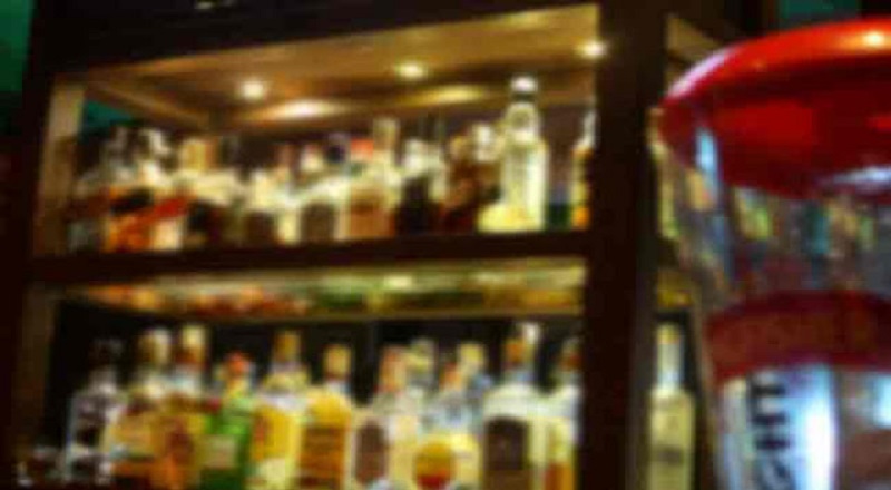 மதுபானம் மற்றும் பியர் ஆகியவற்றின் விலைகளை குறைப்பது தொடர்பான பேச்சுவார்த்தை