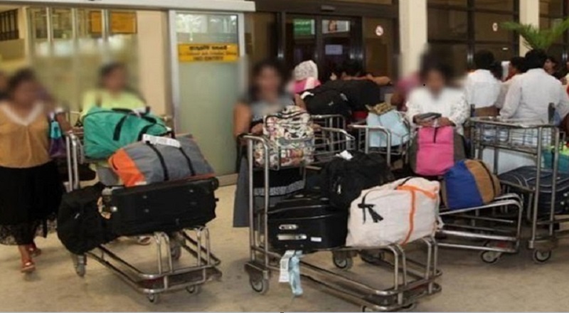 பணிப் பெண்களாகச் சென்ற 32 பேர் நாடு திரும்பினர் !