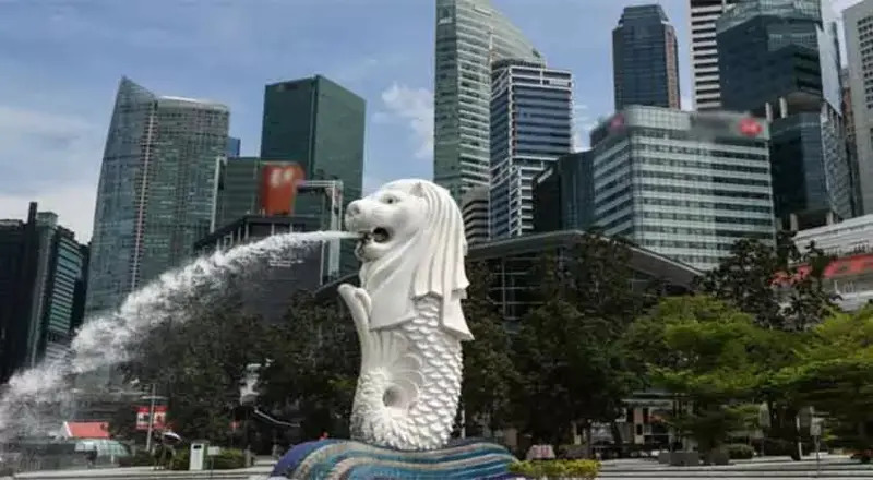 சிங்கப்பூரில் தனியார் நிறுவனம் நடத்திய போட்டியில் தமிழரை சேர்ந்த ஆறுமுகம் ரூ.12 லட்சம் மதிப்பிலான பரிசை வென்றார்