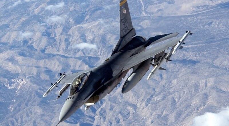 பயங்கர சத்தம் எழுப்பி போர் விமானம் பறந்ததால் வாஷிங்டனில் பரபரப்பு