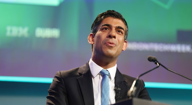 'உக்ரைனின் புனரமைப்புக்காக 3 பில்லியன் டாலர்கள் வழங்கப்படும்'! இங்கிலாந்து பிரதமர் அறிவிப்பு