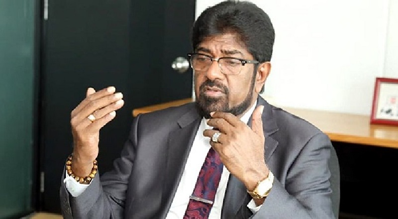 நெருக்கடி நிலைகளுக்கு சுகாதார அமைச்சரே காரணம் - பகிரங்கமாக குற்றஞ்சாட்டும் வைத்தியர்!