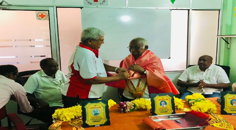 கிளிநொச்சியில் செஞ்சிலுவை சங்கத்தின் புதிய தலைவரை கௌரவிக்கும் நிகழ்வு!