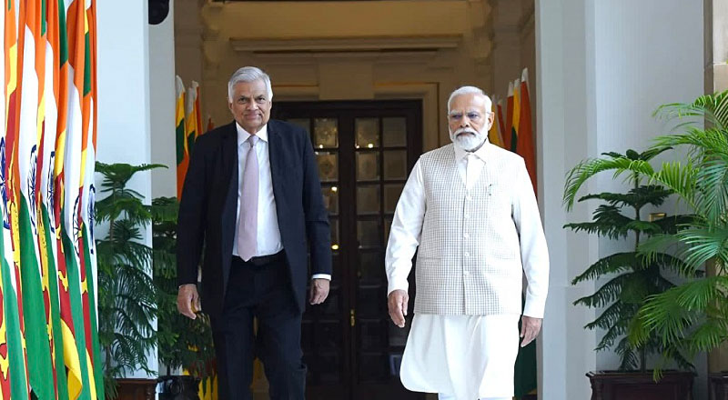 அதிகாரப் பகிர்விற்கு அழைப்பு விடுத்த ரணில்: ஆதரவு தெரிவித்த மோடி