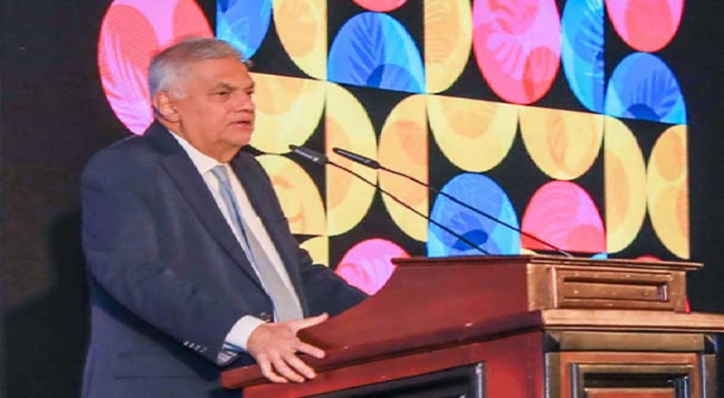 கொழும்பில் உள்ள பெறுமதியான காணிகளை மக்கள் வழங்க வேண்டும் - ரணில் கோரிக்கை!