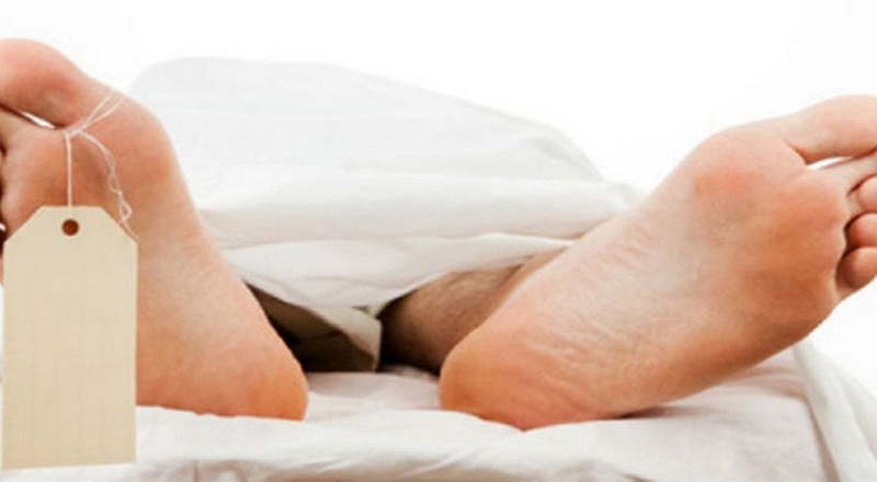 வெள்ளவத்தையில் 08 ஆவது மாடியில் இருந்து விழுந்து ஒருவர் உயிரிழப்பு!