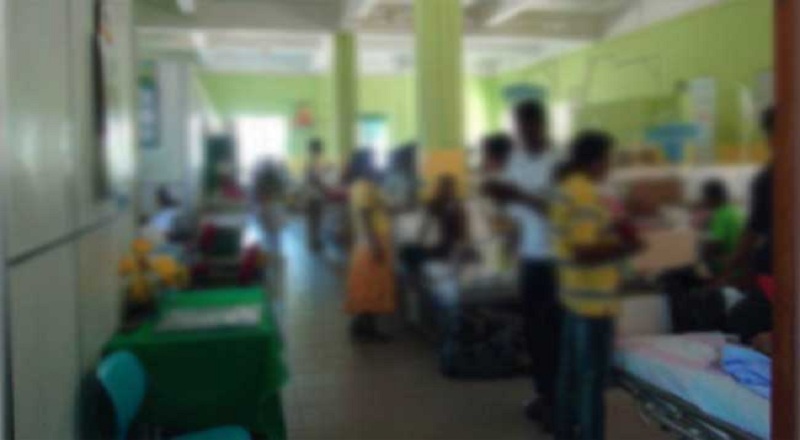 கடும் மழையுடனான காலநிலை : சுகாதார சீர்கேடுகள் குறித்து வைத்தியர்கள் எச்சரிக்கை!