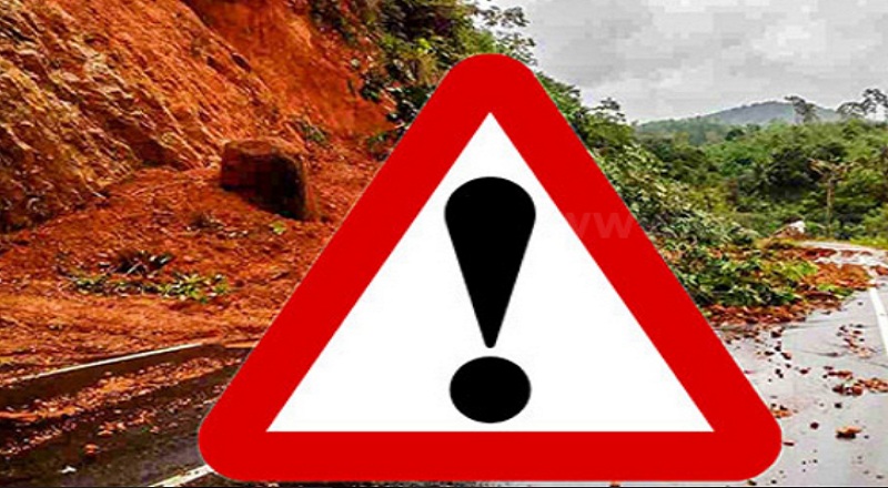 மண்சரிவு எச்சரிக்கை : ஹப்புத்தளையில் 05 குடும்பங்கள் வெளியேற்றம்!