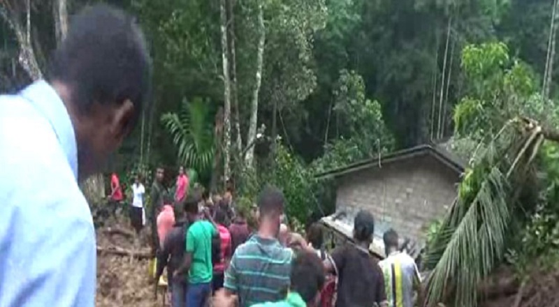 பலாங்கொடவில் மண்சரிவில் காணாமல்போன நால்வரின் சடலங்கள் மீட்பு!