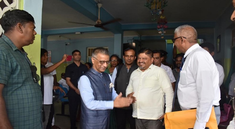 மன்னார் மாவட்ட பொது வைத்தியசாலைக்கு கோபால் பாக்லே திடீர் விஜயம்!