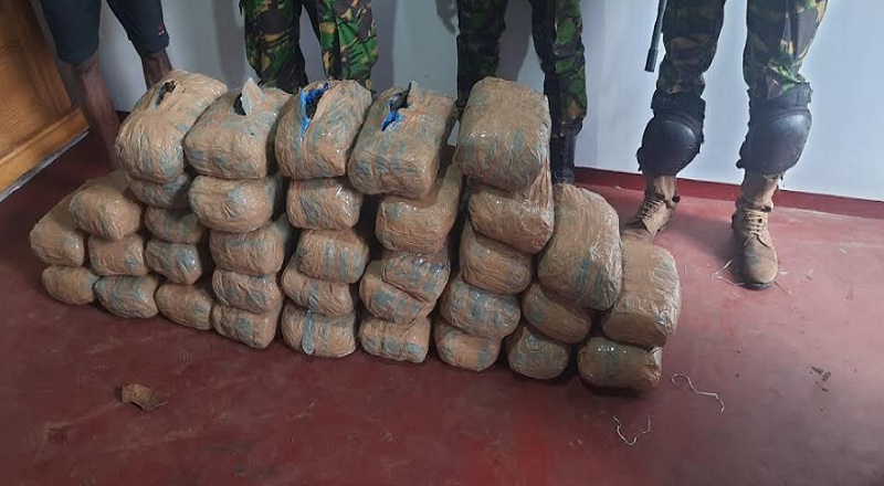 யாழ்ப்பாணம் - உரும்பிராய் பிரதேசத்தில் கேரள கஞ்சாவுடன் நபர் ஒருவர் கைது!