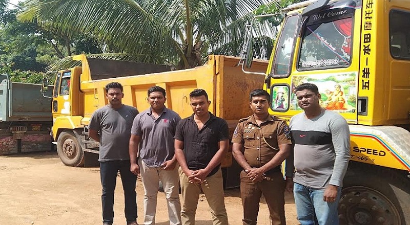 கிளிநொச்சியில் நான்கு டிப்பர்களுடன் சாரதிகளும் கைது’!