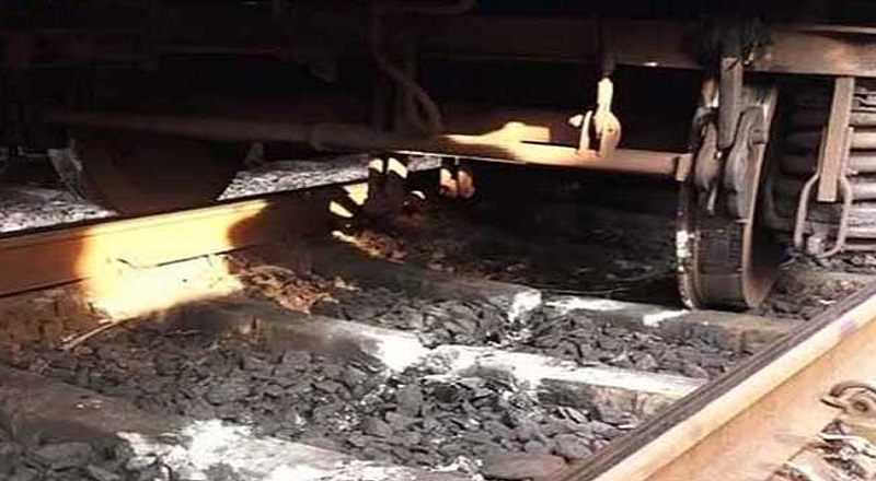 நானுஓயா பகுதியில் தடம் புரண்ட புகையிரதம் : பயணிகளுக்கு முக்கிய அறிவுறுத்தல்!