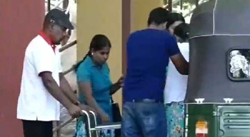 சப்ரகமுவ மகாணத்தில் வேலை நிறுத்தத்தில் ஈடுபடும் சுகாதார ஊழியர்கள்!
