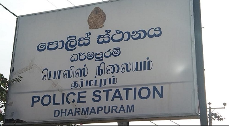 கிளிநொச்சியில் சட்டவிரோத மணல் அகழ்வு : நால்வர் கைது!