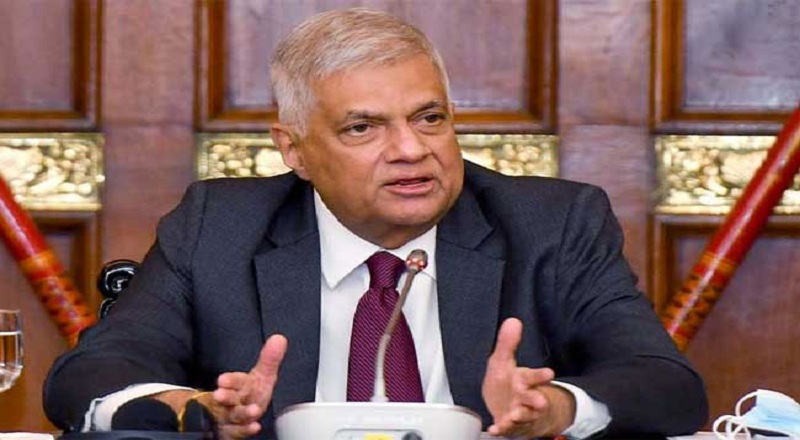 நாட்டை முன்னோக்கி கொண்டு செல்வது தொழில் வல்லுநர்களின் பொறுப்பு : ரணில்!