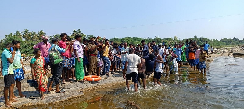 காவிரி ஆற்றில் மூழ்கி 3 மாணவர்கள் உயிரிழப்பு