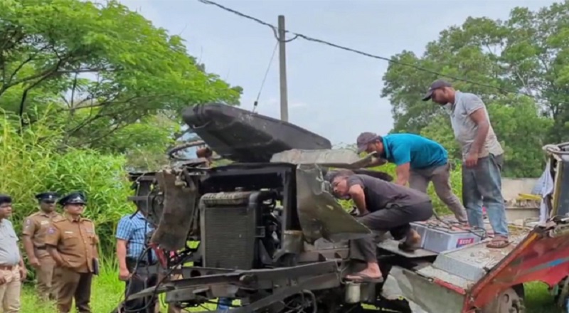 கொத்மலையில் விபத்துக்குள்ளான பேருந்து - மோட்டார் போக்குவரத்துத் துறை அதிகாரிகள் குழு ஆய்வு!