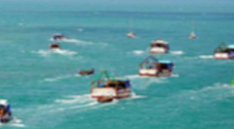 திருகோணமலையில் சட்டவிரோத மீன்பிடியில் ஈடுபட்டவர்களின் படகுகளை பறிமுதல் செய்ய நடவடிக்கை!