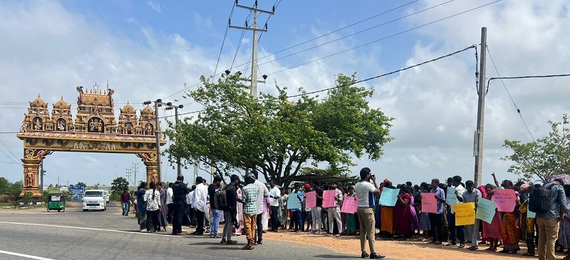 மூன்று மாதப் பிஞ்சு குழந்தையை மூச்சு அடக்க கொன்றுபுதைத்தது ஏன்? செம்மணியில் போராட்டம்