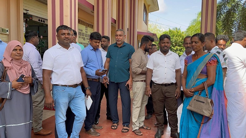 ஜனநாயகம் மீறப்படுகின்றது! தவிசாளர் தெரிவில் இருந்து வெளிநடப்பு செய்த என்பிபி
