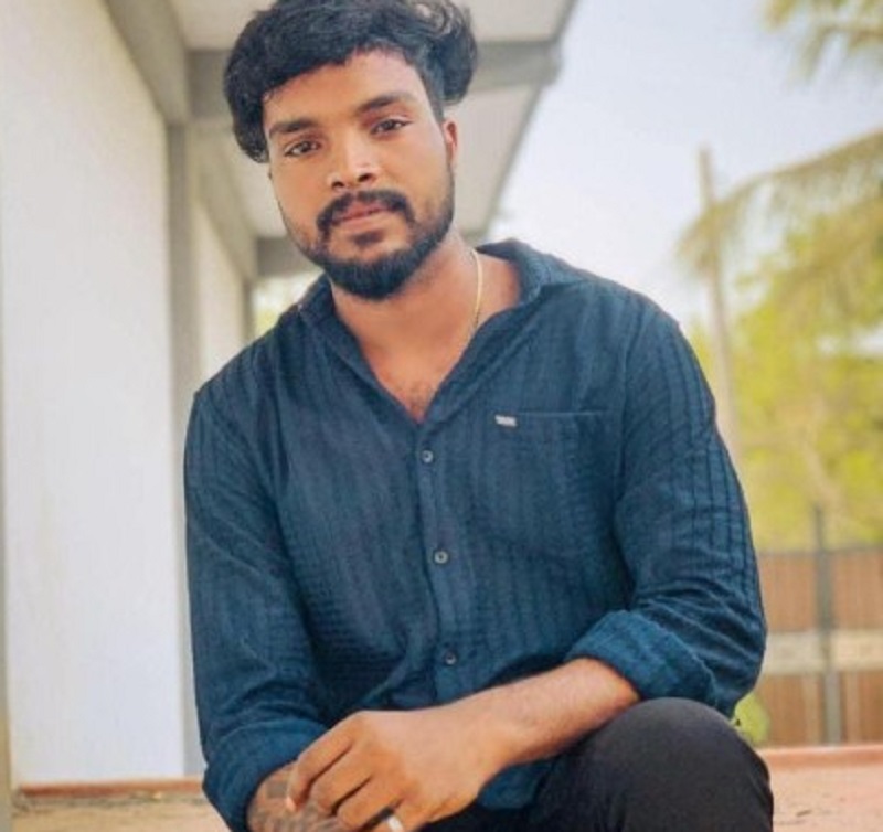 நண்பர்களுடன் மது அருந்திக் கொண்டிருந்த இளைஞன் திடீர் மரணம்! யாழில் சம்பவம்