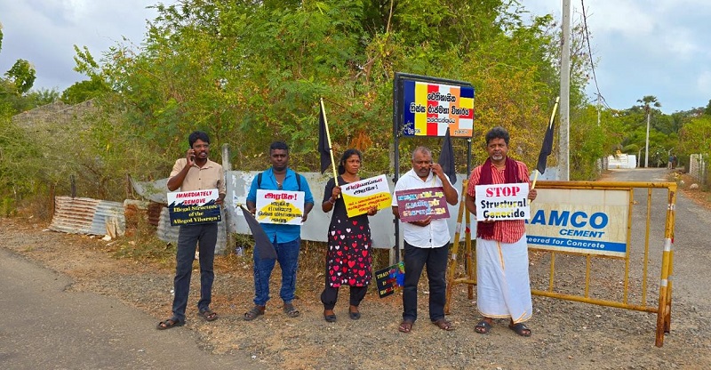 தையிட்டியில் சட்டவிரோத விகாரையை அகற்றக். கோரி  தொடரும் போராட்டம்!