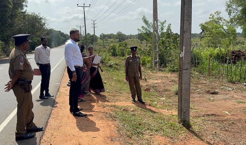 வவுனியா பல்கலைக்கழகத்திற்கு அருகே  அரச காணி தனியாரினால் அபகரிப்பு!