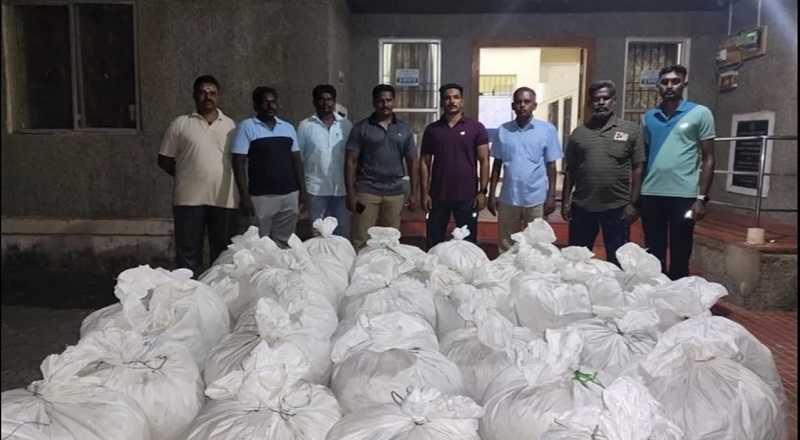 இலங்கைக்கு கடத்தபட இருந்த இஞ்சி சரக்கு வாகனத்துடன் பறிமுதல்!