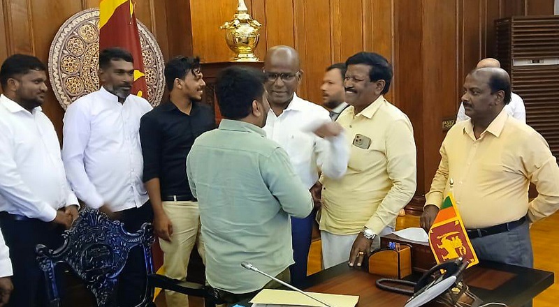 மன்னாரில் காற்றாலை மின் உற்பத்தி திட்டம் இடைநிறுத்தப்படுகிறது!
