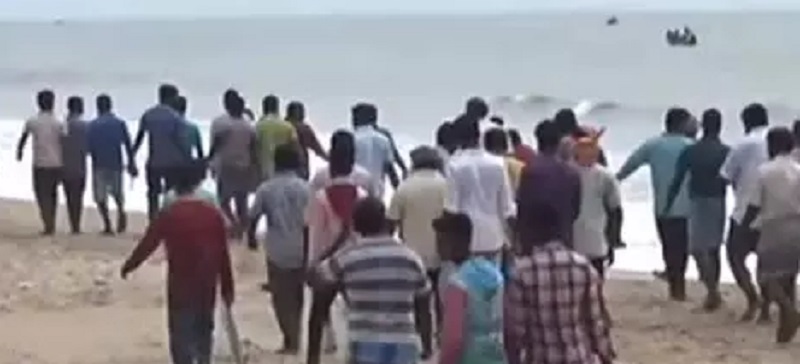 வடமராட்சியில் வாள்வெட்டு-மீனவர் படுகொலை