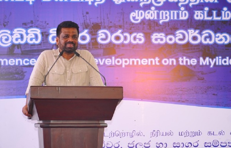 சம்பள உயர்வு: அரச ஊழியர்களுக்கு ஜனாதிபதி வெளியிட்ட மகிழ்ச்சி தகவல்