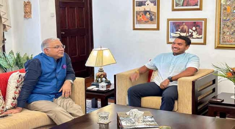 இந்திய உயர் ஸ்தானிகர் சந்தோஷ் ஜாவை சந்தித்த நாமல்!