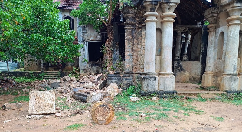 இடிந்து விழுந்த சங்கிலிய மன்னனின் மந்திரிமனை!
