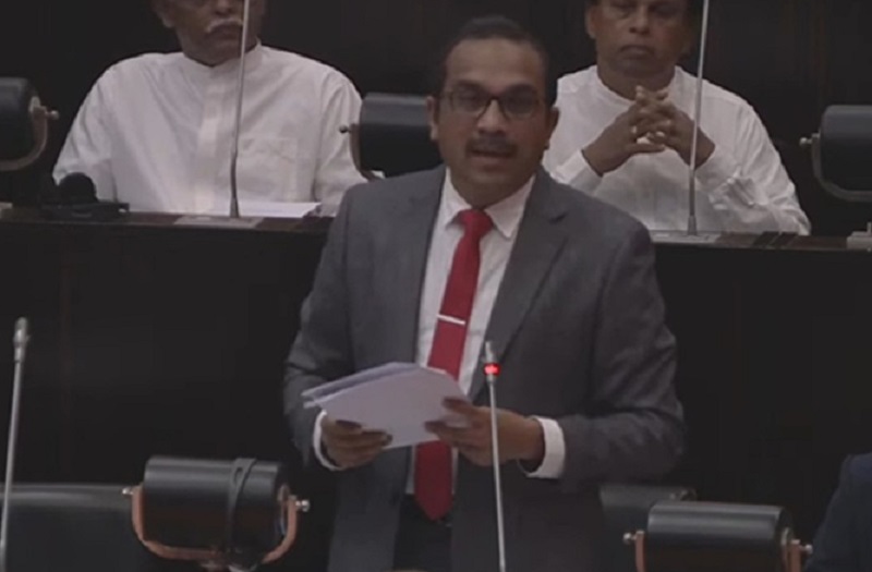 பலாலில் விமான நிலையம் தொடர்பில் அமைச்சர் வெளியிட்டுள்ள தகவல்!