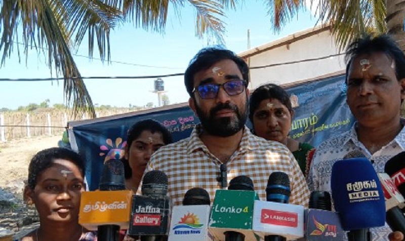 வடக்கில் உள்ள நூறு பாடசாலைகள் அடுத்த வருடத்தில் புனரமைப்பு செய்யப்படும்: இளங்குமரன்
