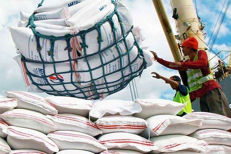 2014 மற்றும் 2015ம் ஆண்டுகளில் அரிசி இறக்குமதியால் சதொச நிறுவனத்திற்கு 15 பில்லியன் நட்டம்
