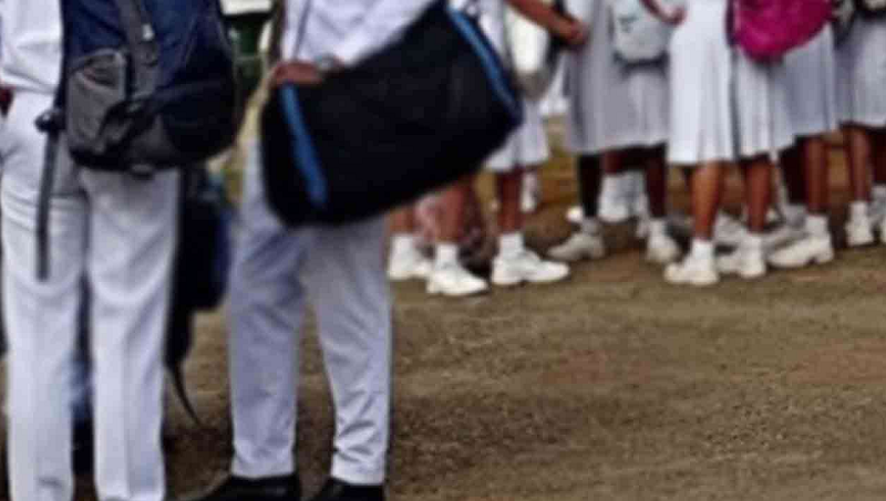 கொழும்பில் மாத்திரம்  230,000க்கும் அதிகமான பாடசாலை மாணவர்கள் போதைக்கு அடிமை!