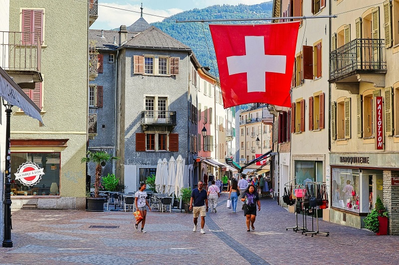 சுவிட்சர்லாந்தில் அதிகரிக்கும் தொழிலாளர் பற்றாக்குறை