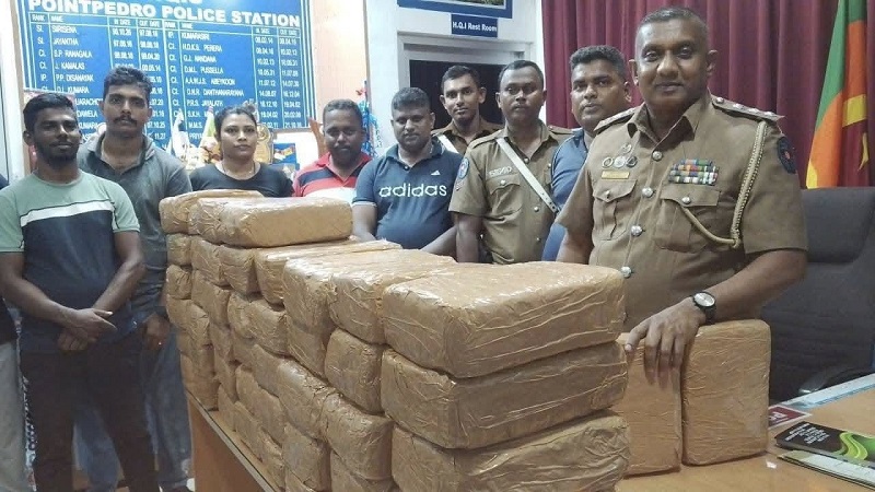 மூன்று கோடி ரூபாவிற்கும் அதிகமான கஞ்சாவுடன் யாழ். பருத்தித்துறையில் பெண் உட்பட நால்வர் கைது