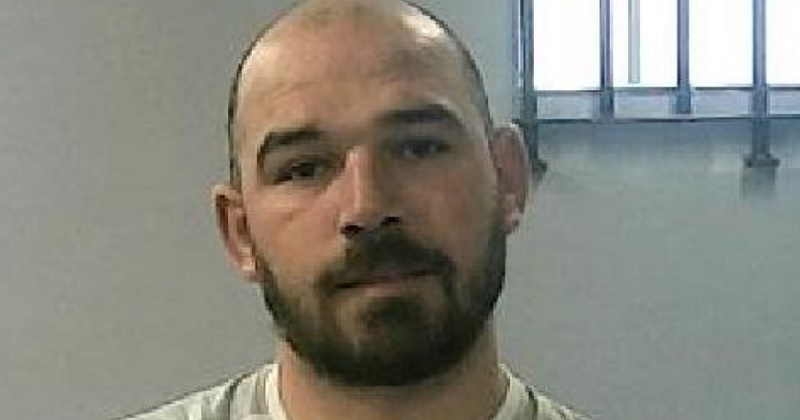 இங்கிலாந்தில் தவறுதலாக விடுதலை செய்யப்பட்ட குற்றவாளி சரண்