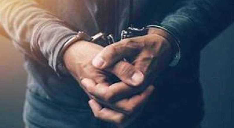 பணத்திற்காக பாலியல் வீடியோக்களை வெளிநாட்டு நிறுவனத்திற்கு விற்ற தம்பதியர்!