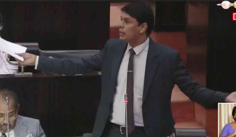 அர்ச்சுனா பாராளுமன்ற பதவியிலிருந்து விலகக் கூடாது: தொடர்ந்தும் இருக்கவேண்டும்