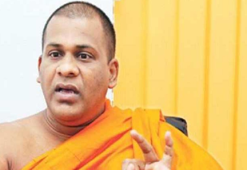 புத்தருக்கு சொந்தமான இலங்கையில்  தான் தமிழ் முஸ்லீம் மக்கள் வாழுகின்றனர்! ஞானசார தேரர்