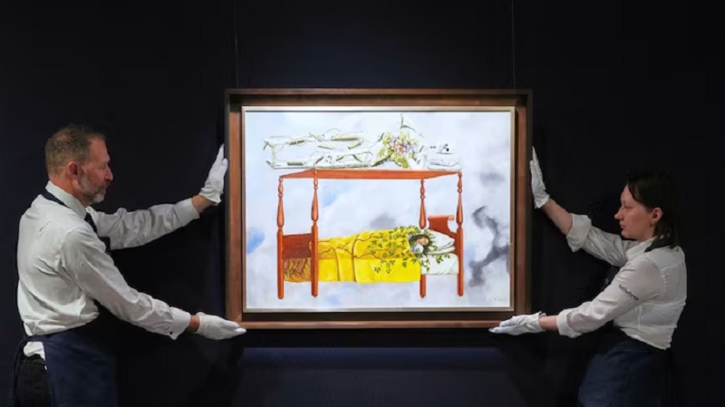 நியூயார்க்கில் $54.66 மில்லியனுக்கு விற்கப்பட்டு பெண்ணின் கலைப்படைப்பு