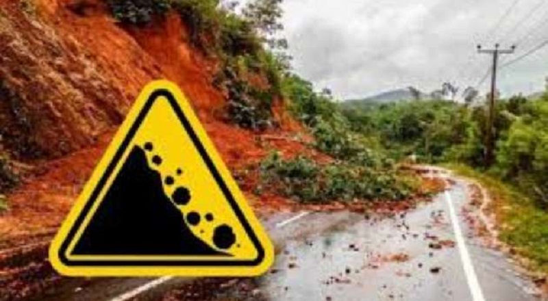 நாடு முழுவதும் ஆபத்தில் வசிக்கும் 15000 குடும்பங்கள்!