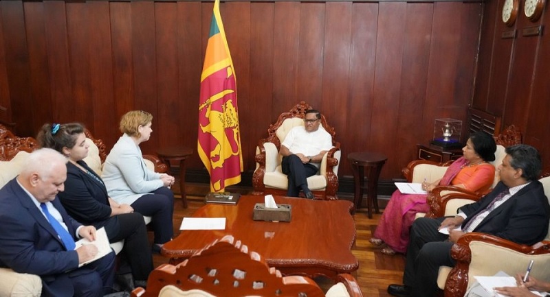 புலிகளை கனடா தடை செய்ய வேண்டும் - இலங்கை அரசு கெஞ்சல்