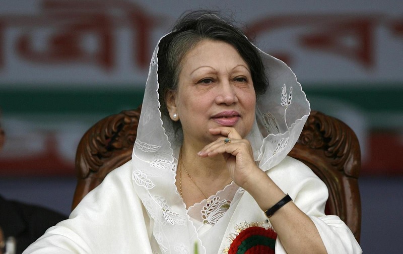 லண்டன் அழைத்துச் செல்லப்பட்ட வங்கதேச முன்னாள் பிரதமர்