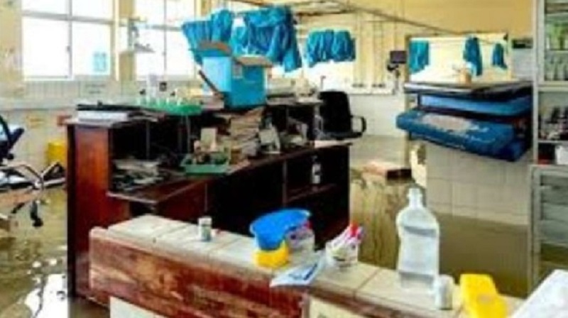 டிட்வா சூறாவளியால் சிலாபம் வைத்தியசாலையில் மூன்று வைத்தியசாலைகள் முற்றாக சேதம்!